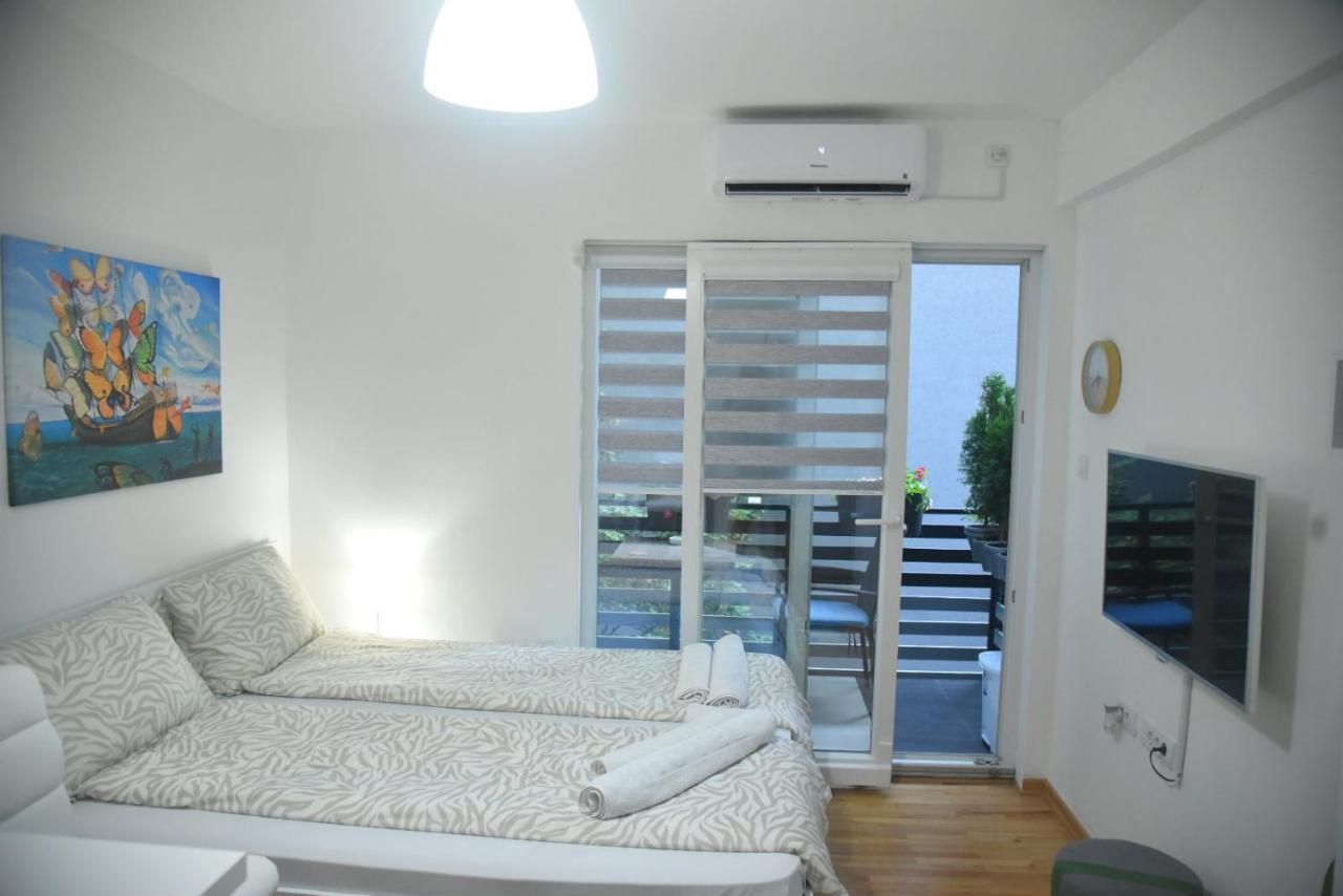Dekart 2 Apartment Ni Exteriér fotografie