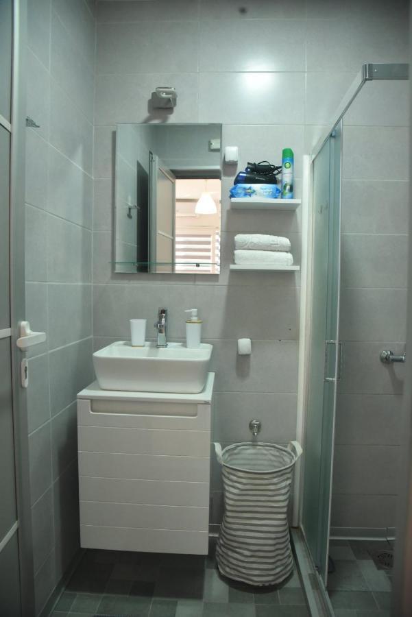 Dekart 2 Apartment Ni Exteriér fotografie